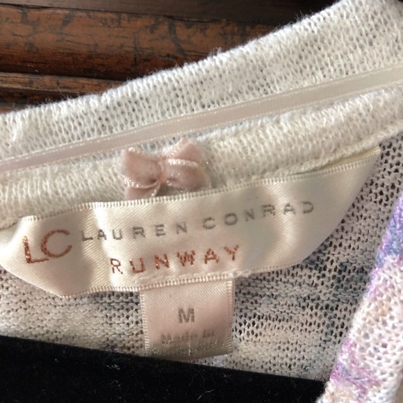 Lauren Conrad Runway lightweight floral sweater in size M - Picture 5 of 6